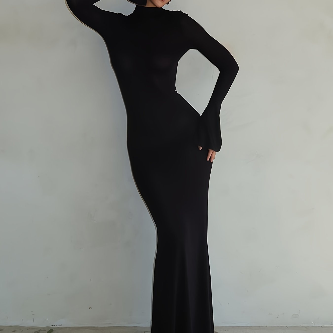 Robe longue moulante col montant femme