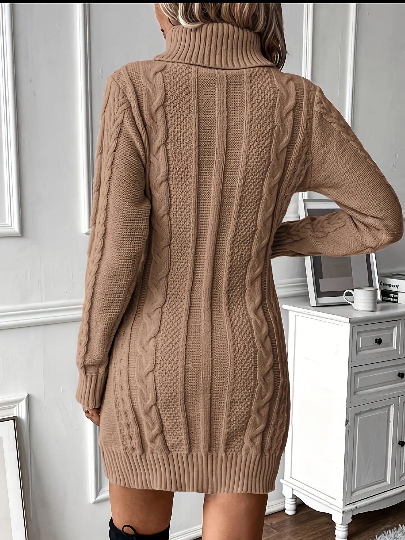 Robe pull hiver femme col roulé maille torsadée courte