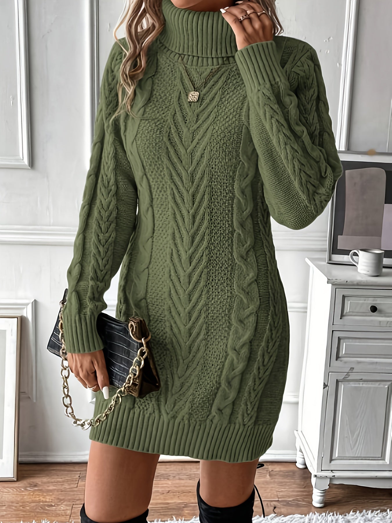 Robe pull hiver femme col roulé maille torsadée courte