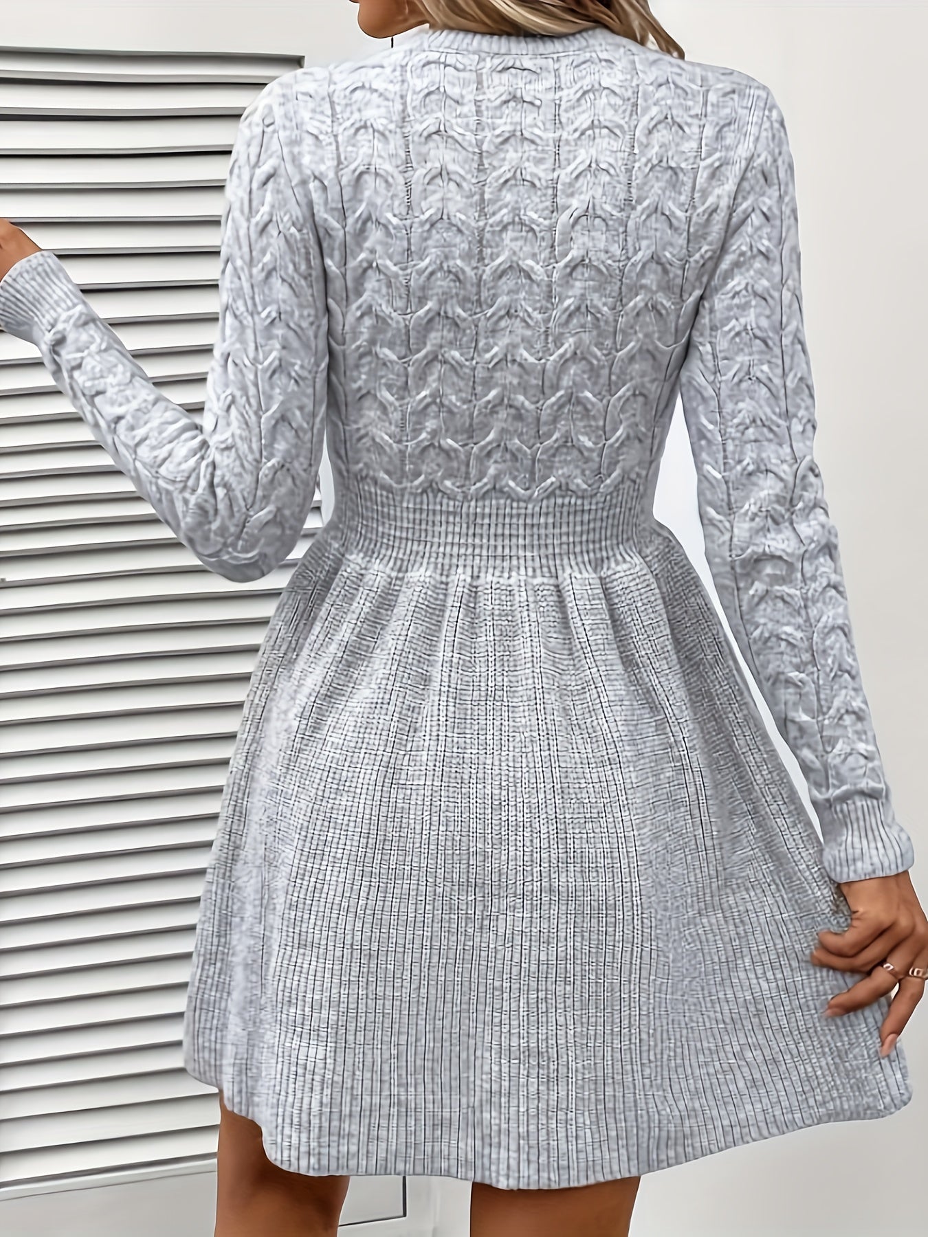 Robe pull évasée hiver femme en maille torsadée manches longues