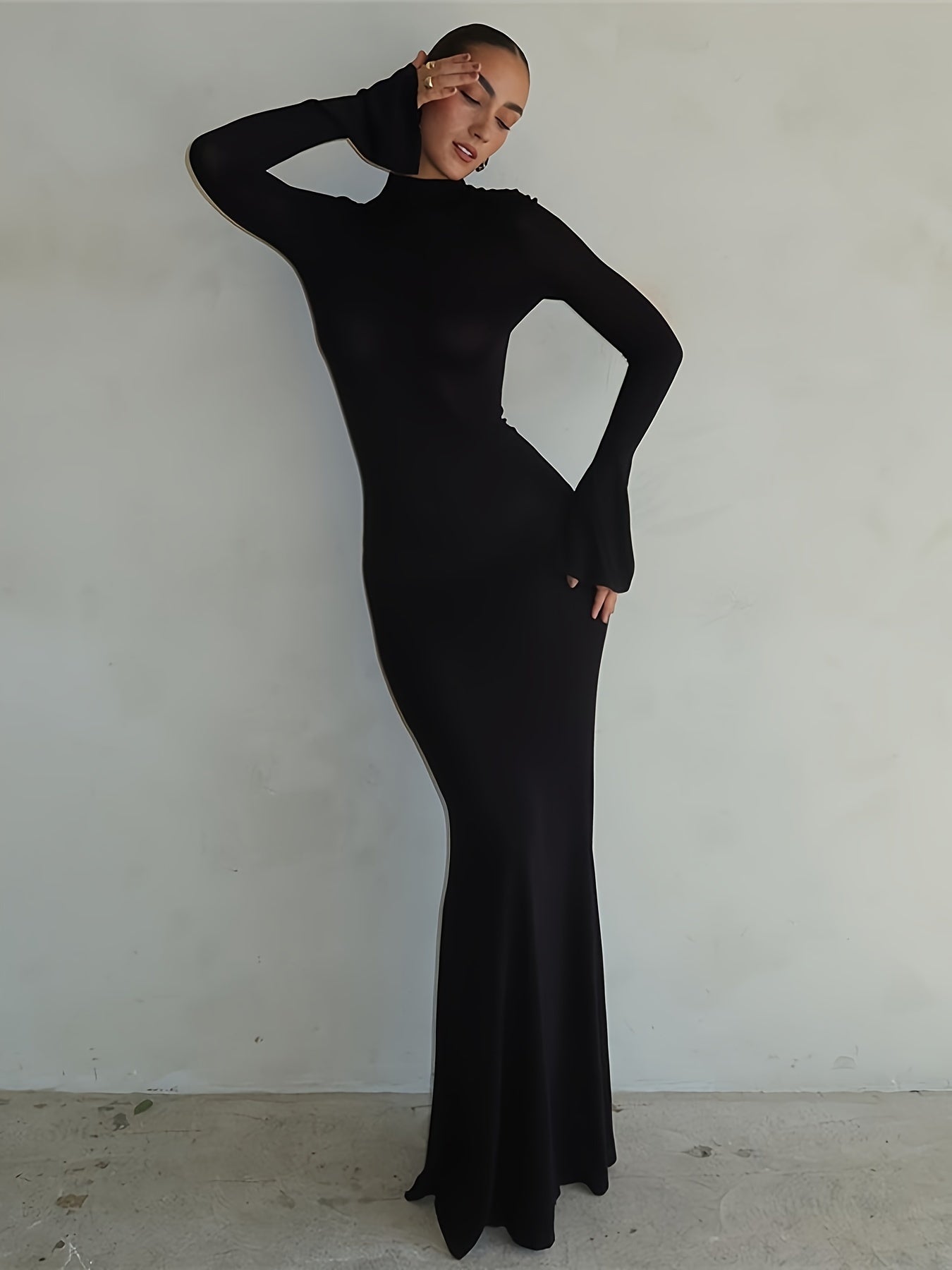 Robe longue moulante col montant femme