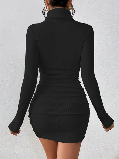 Robe pull moulante hiver femme col roulé manches longues