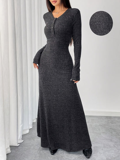 Robe longue en maille côtelée hiver femme près du corps