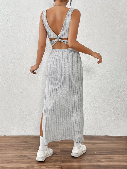 Robe longue dos nu femme en maille côtelée
