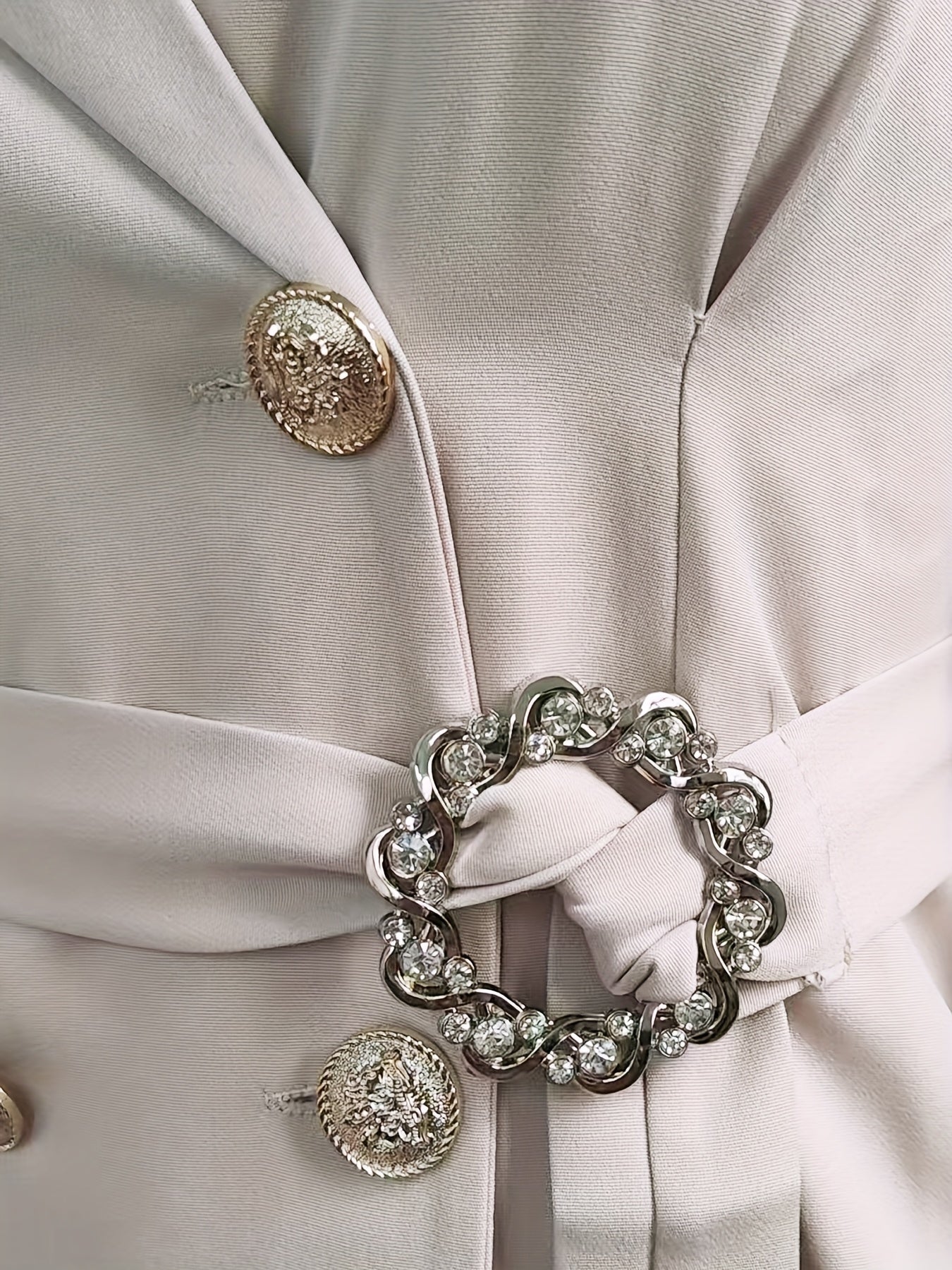 Robe blazer satinée femme à ceinture bijou