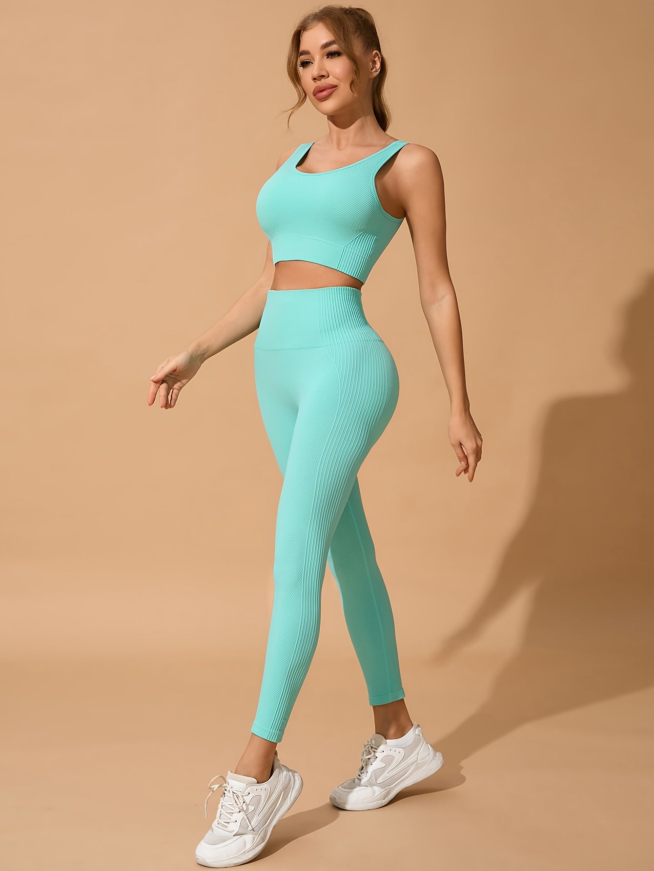 Ensemble legging push up femme avec brassière sans manches