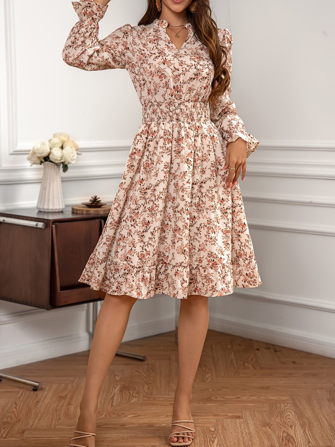 Robe mi-longue florale manches longues femme