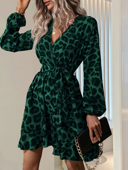 Robe portefeuille courte imprimé léopard satinée femme
