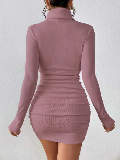 Robe pull moulante hiver femme col roulé manches longues