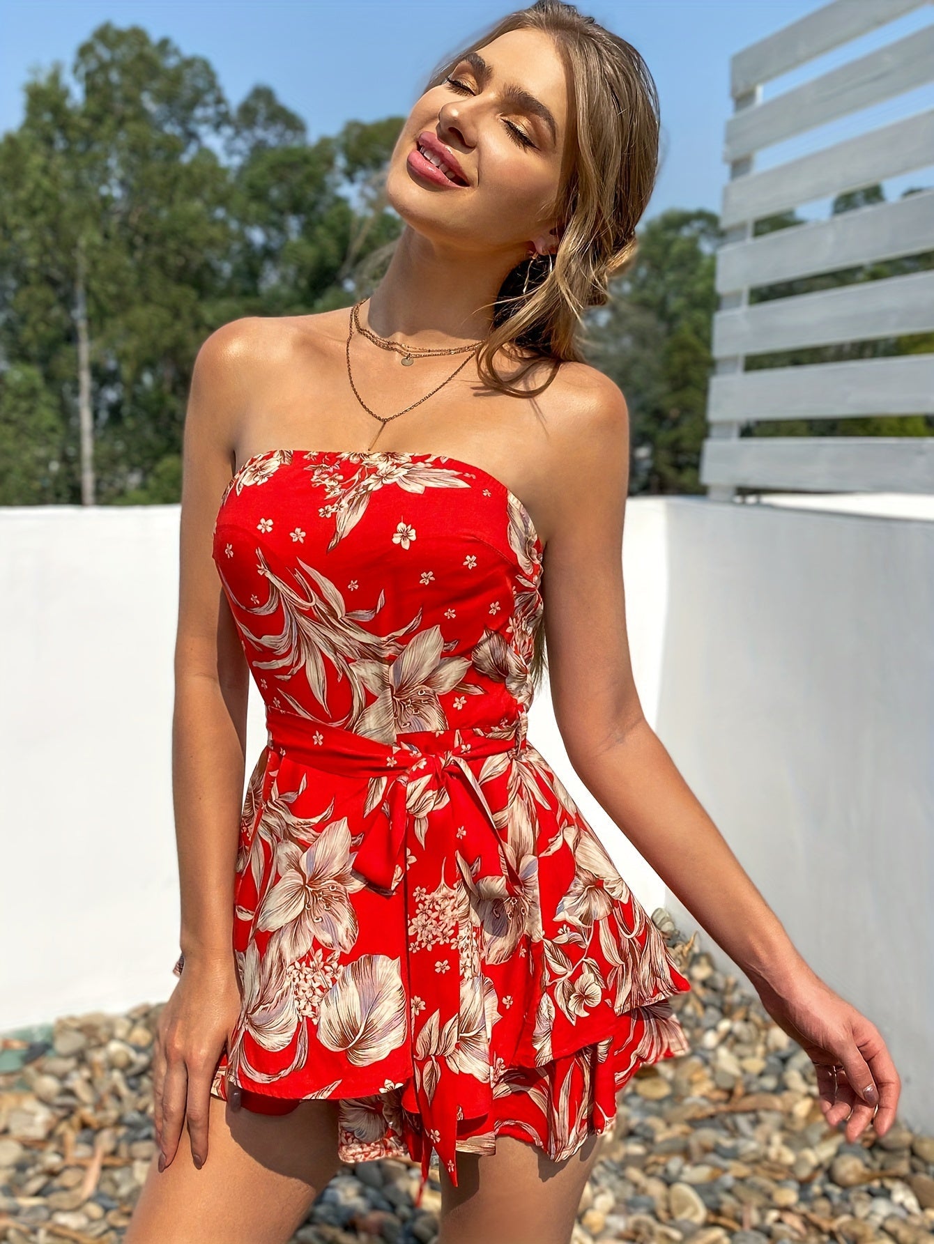 Robe bustier fleurie courte femme