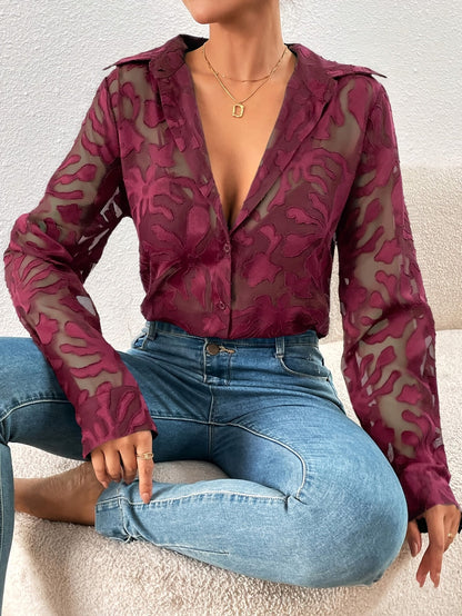 Chemise transparente femme à motifs veloutés col classique