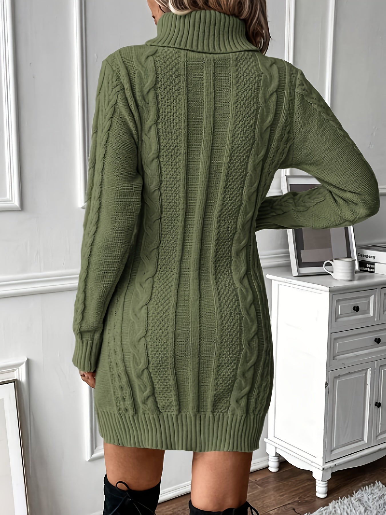 Robe pull hiver femme col roulé maille torsadée courte